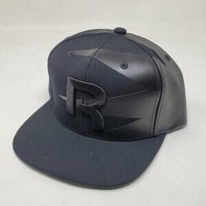 Vintage Reebok Classic R Logo Sideburst Snapback Hat